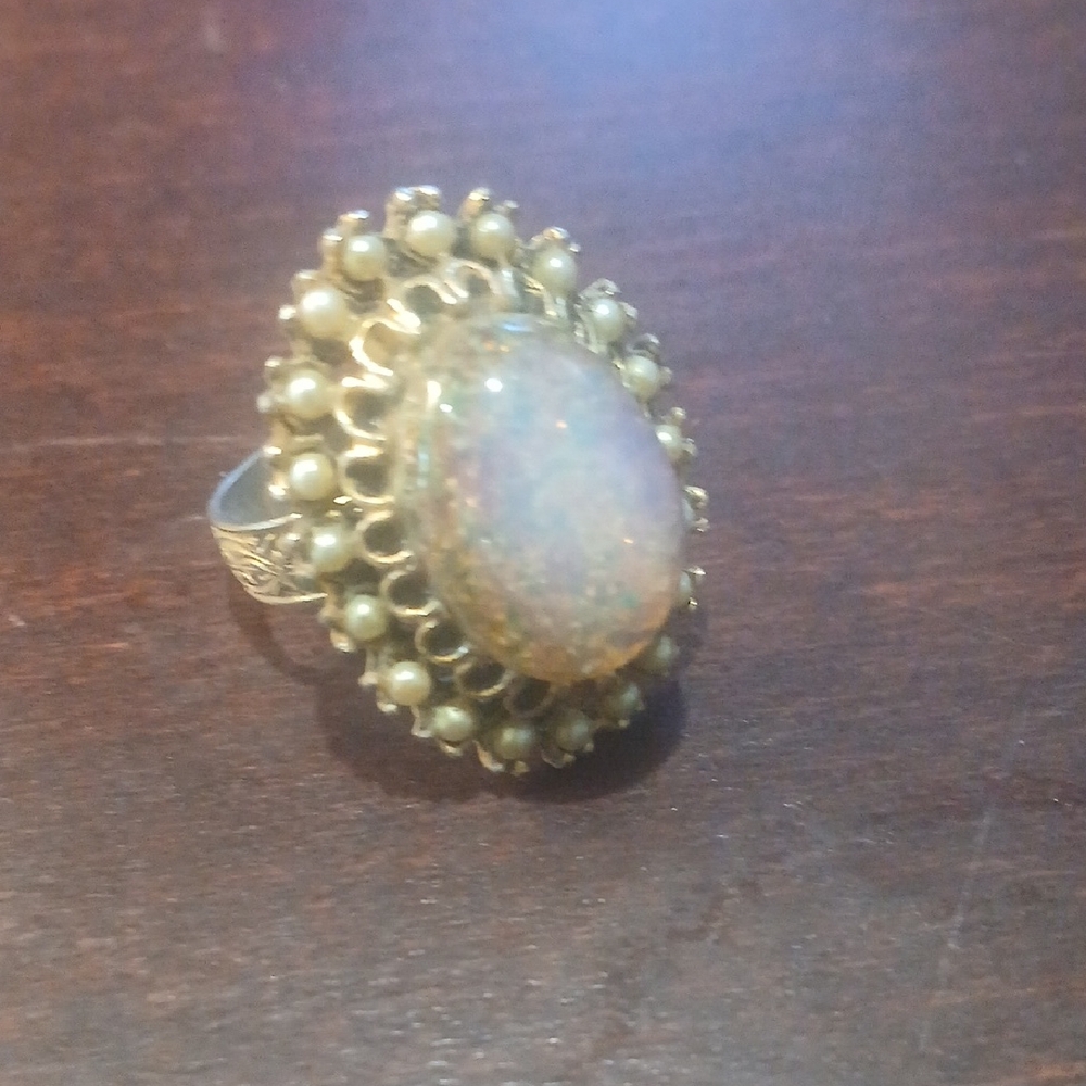 Vintage Gold‑Tone Faux Opal & Seed Pearl Cocktail Ring